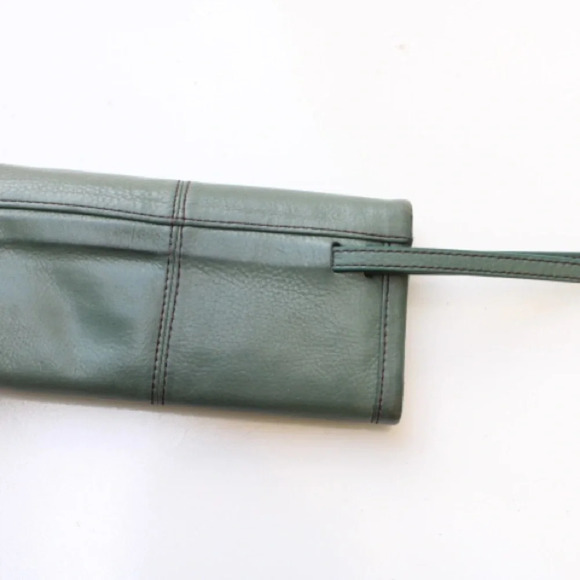 Hobo Original Keen wristlet - Picture 8 of 15